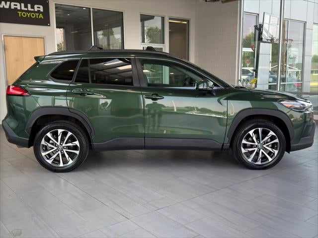 2024 Toyota Corolla Cross XLE