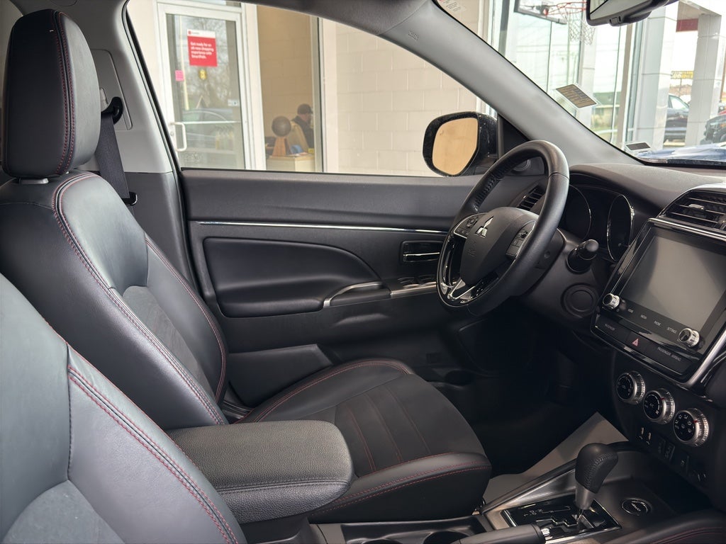 2024 Mitsubishi Outlander Sport SE