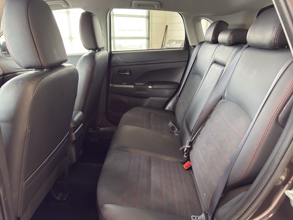 2024 Mitsubishi Outlander Sport SE