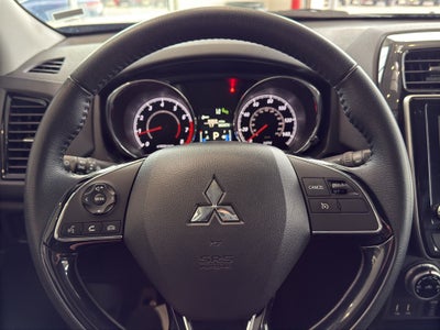 2024 Mitsubishi Outlander Sport SE