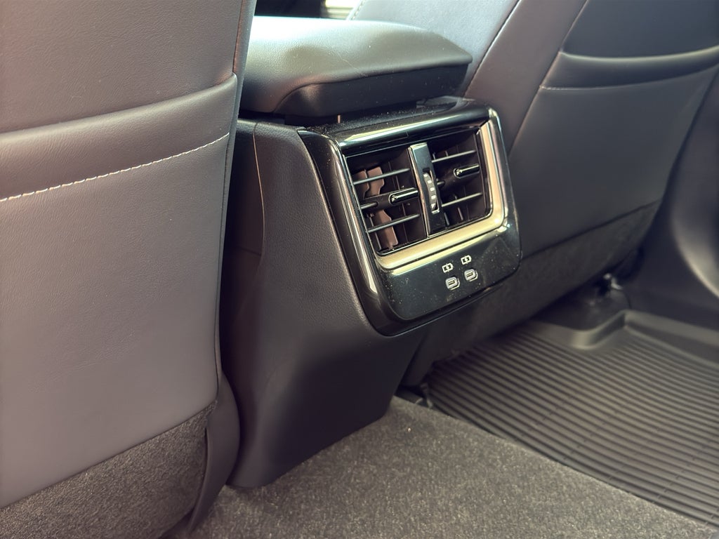 2025 Toyota Crown Signia Limited