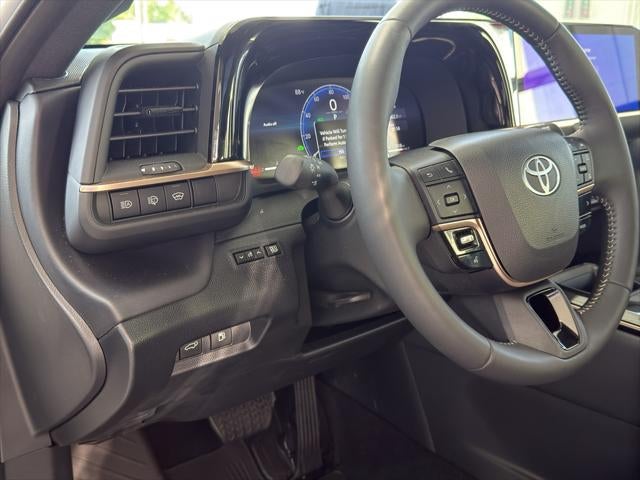 2025 Toyota Crown Signia Limited