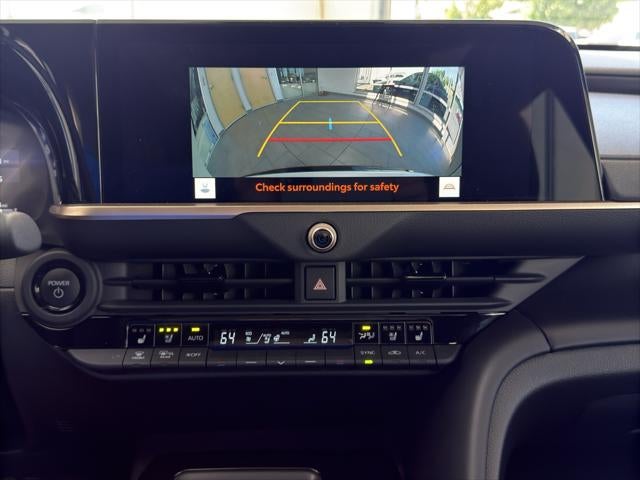 2025 Toyota Crown Signia Limited