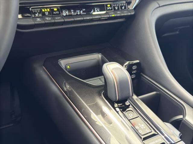 2025 Toyota Crown Signia Limited