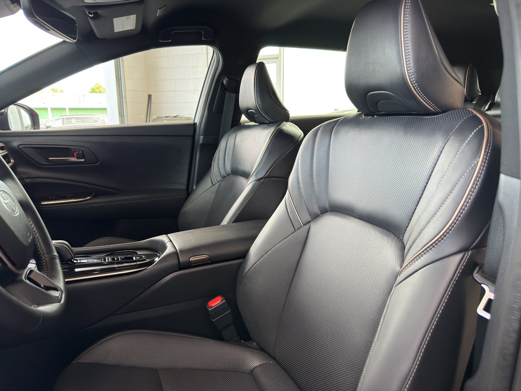 2025 Toyota Crown Signia XLE