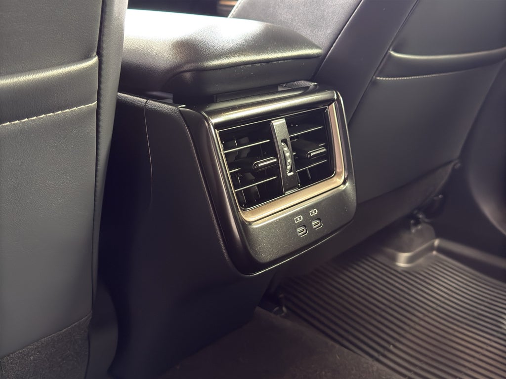 2025 Toyota Crown Signia XLE