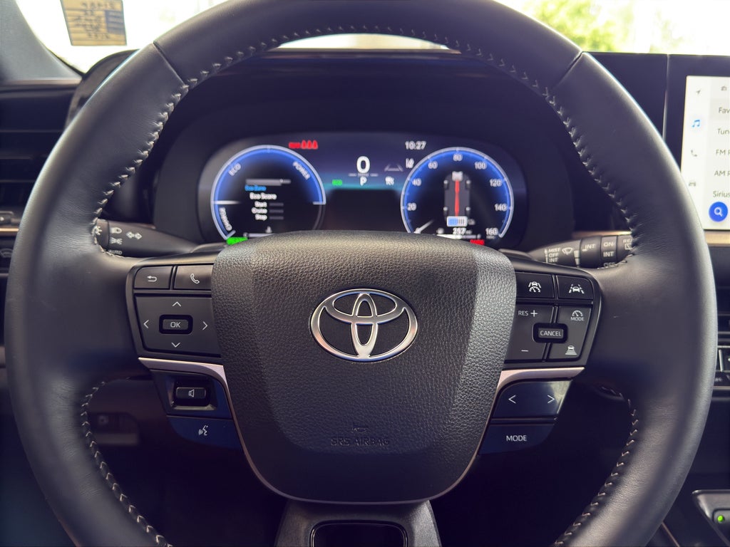 2025 Toyota Crown Signia XLE