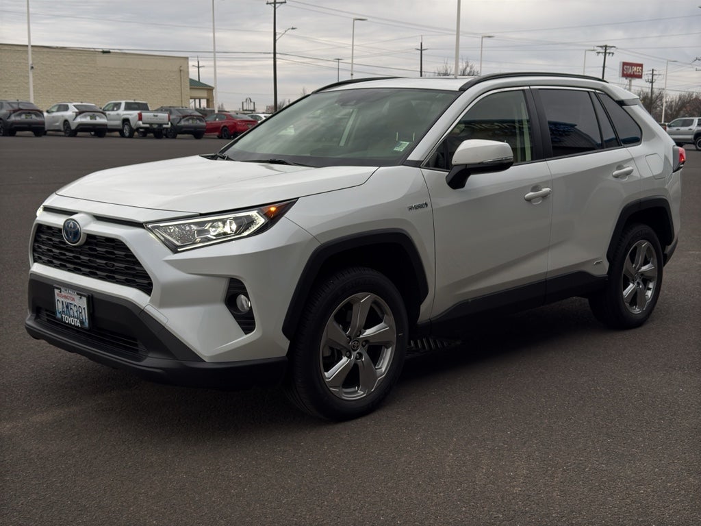 2021 Toyota RAV4 Hybrid XLE Premium