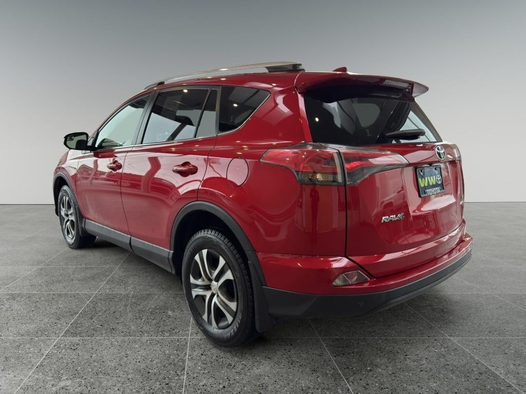 2016 Toyota RAV4 LE