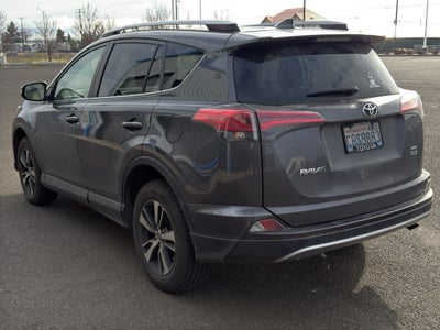 2017 Toyota RAV4 XLE