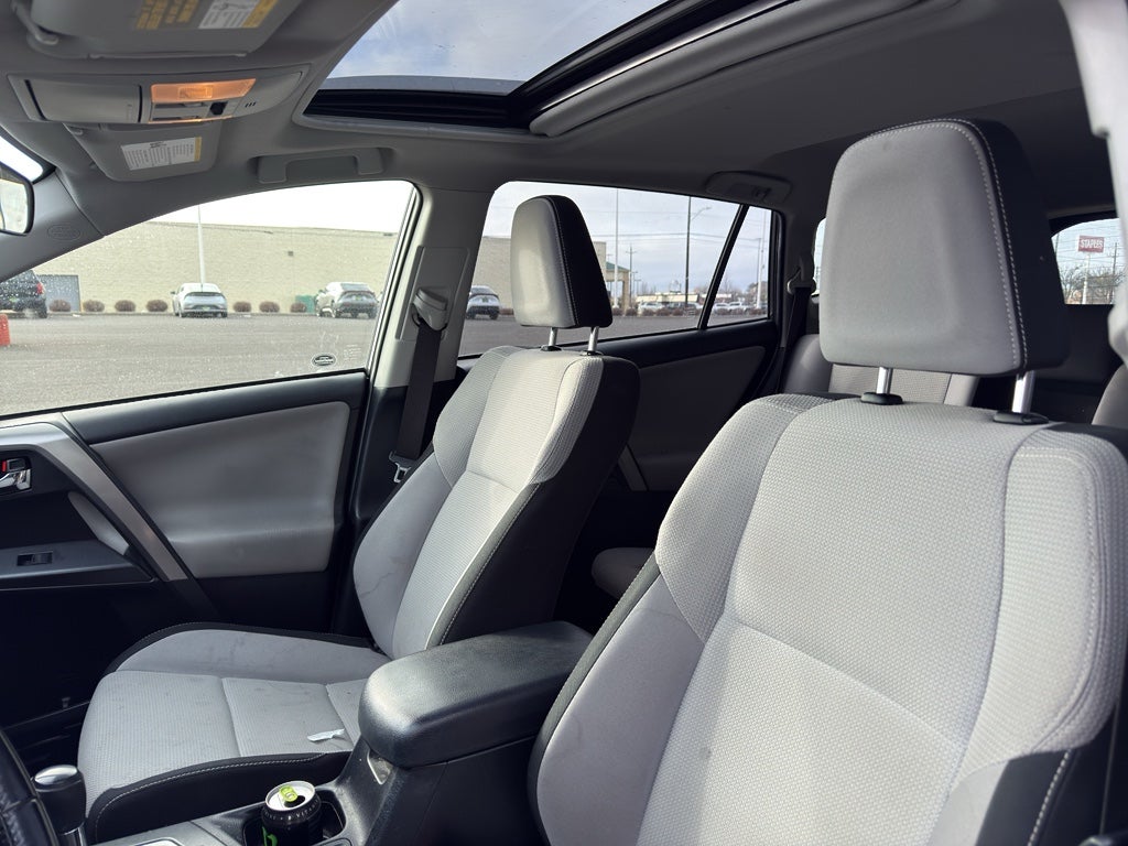 2017 Toyota RAV4 XLE