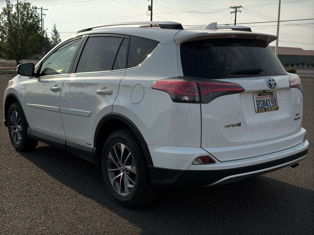 2016 Toyota RAV4 XLE
