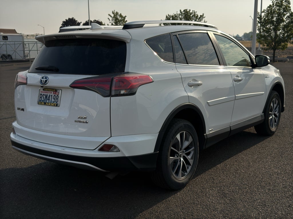 2016 Toyota RAV4 XLE