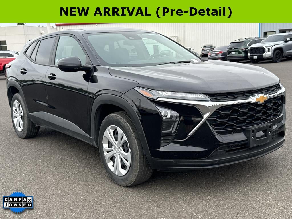 2025 Chevrolet Trax LS