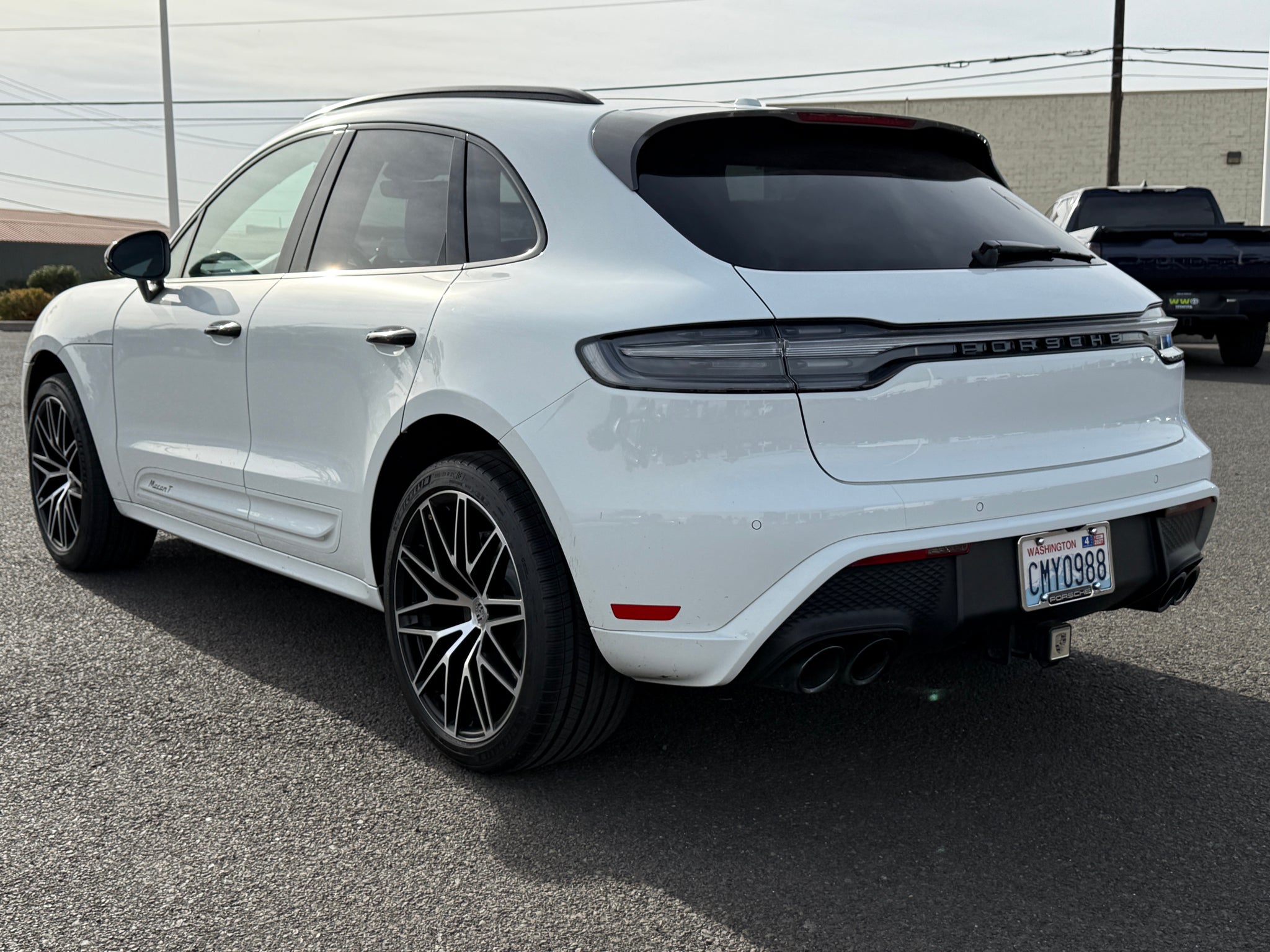 2024 Porsche Macan T