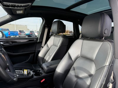 2024 Porsche Macan T
