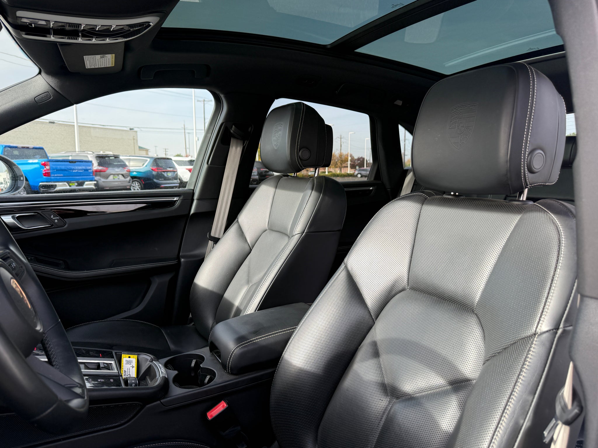 2024 Porsche Macan T