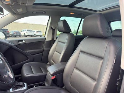 2016 Volkswagen Tiguan SE
