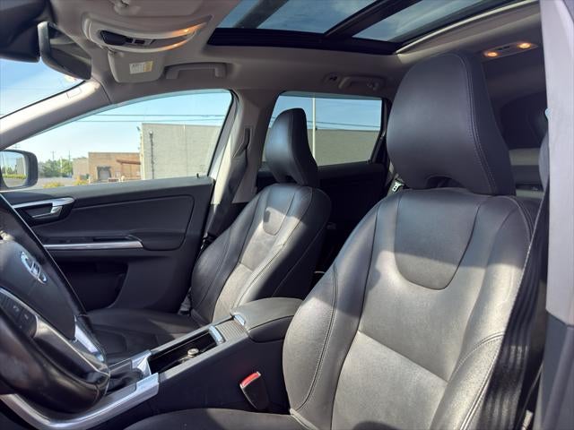2016 Volvo XC60 T5 Premier