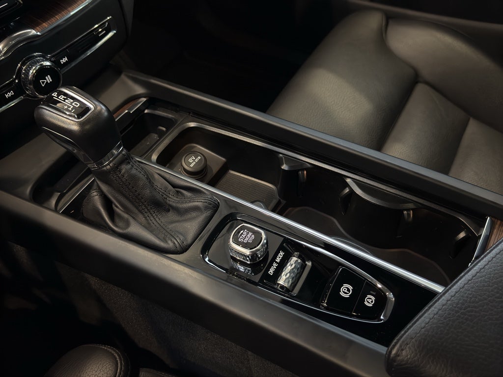 2019 Volvo XC60 Inscription